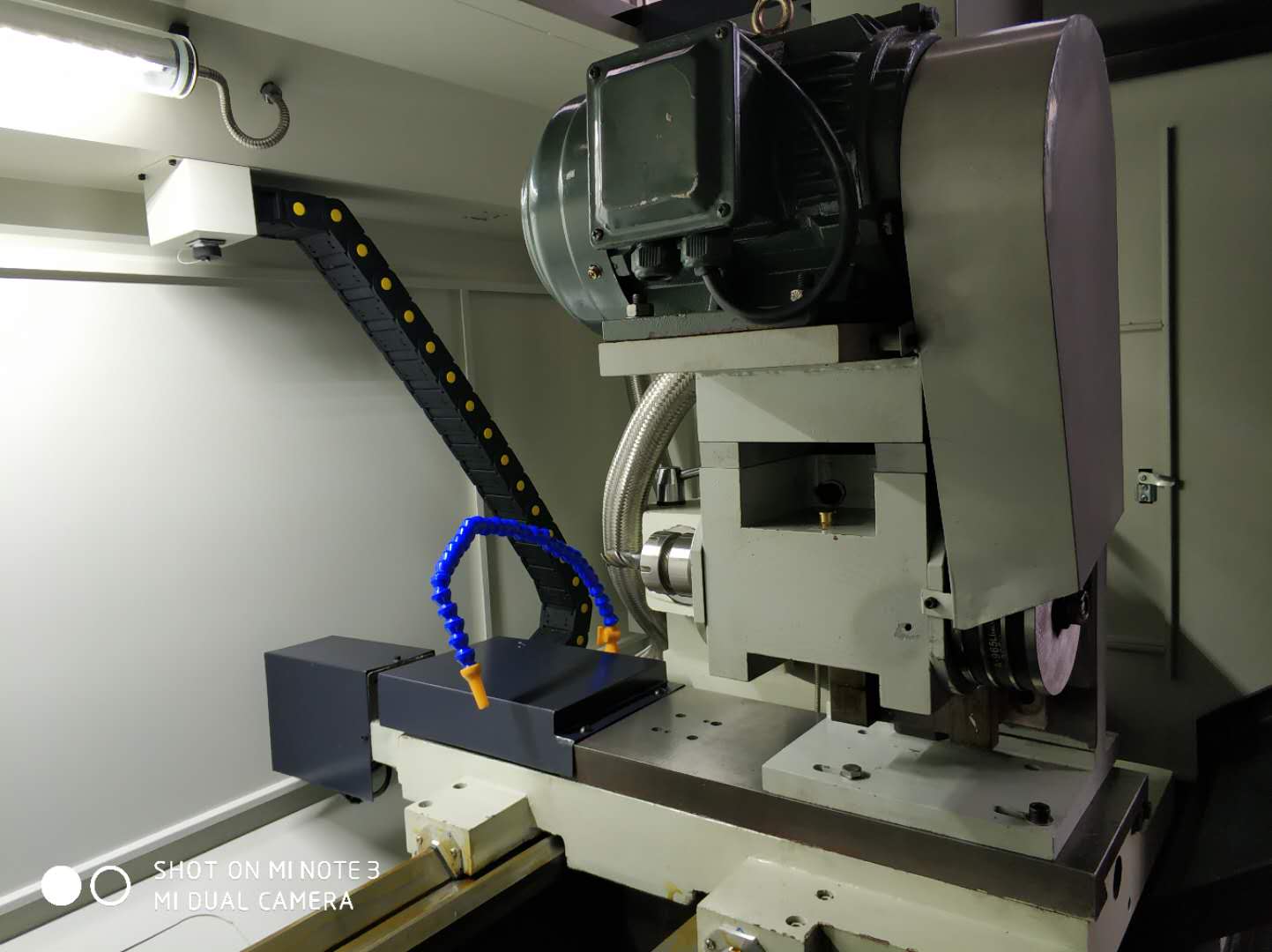 制冰機螺桿數控旋風銑