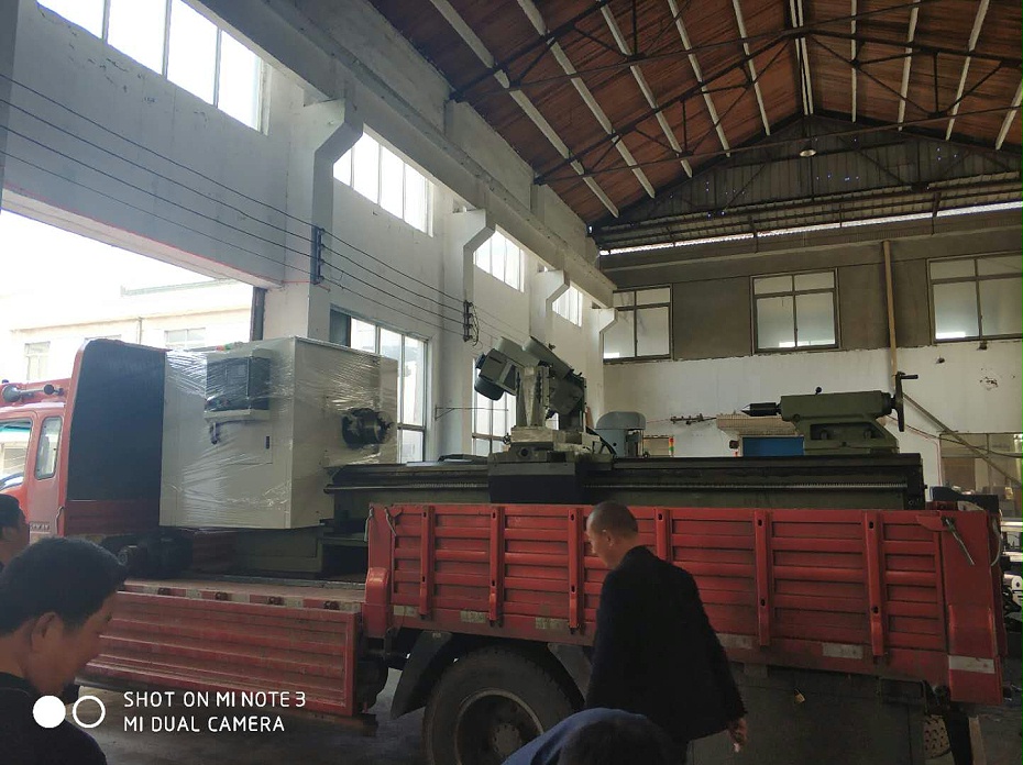 鉆石輥改造數控旋風銑