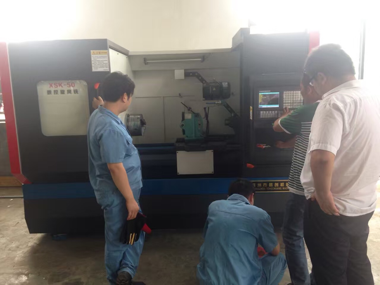 減速機蝸桿數控旋風銑江蘇常州客戶現場 減速機蝸桿數控旋風銑江蘇常州客戶現場